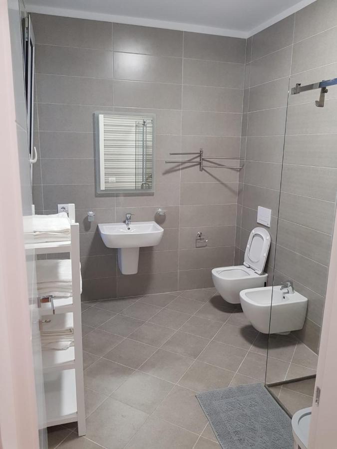 Artino Villa Durres Luaran gambar